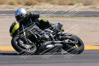 media/Oct-01-2023-SoCal Trackdays (Sun) [[4c570cc352]]/Turn 16 (120pm)/